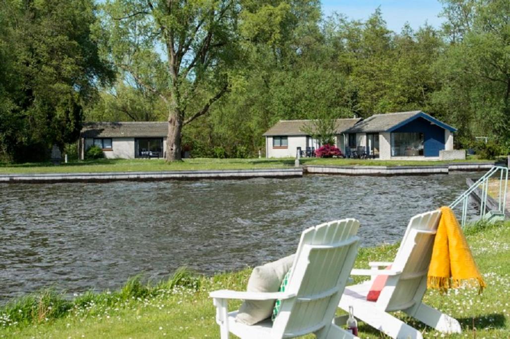 Bungalow Op Eiland Hotel Loosdrecht Exterior photo